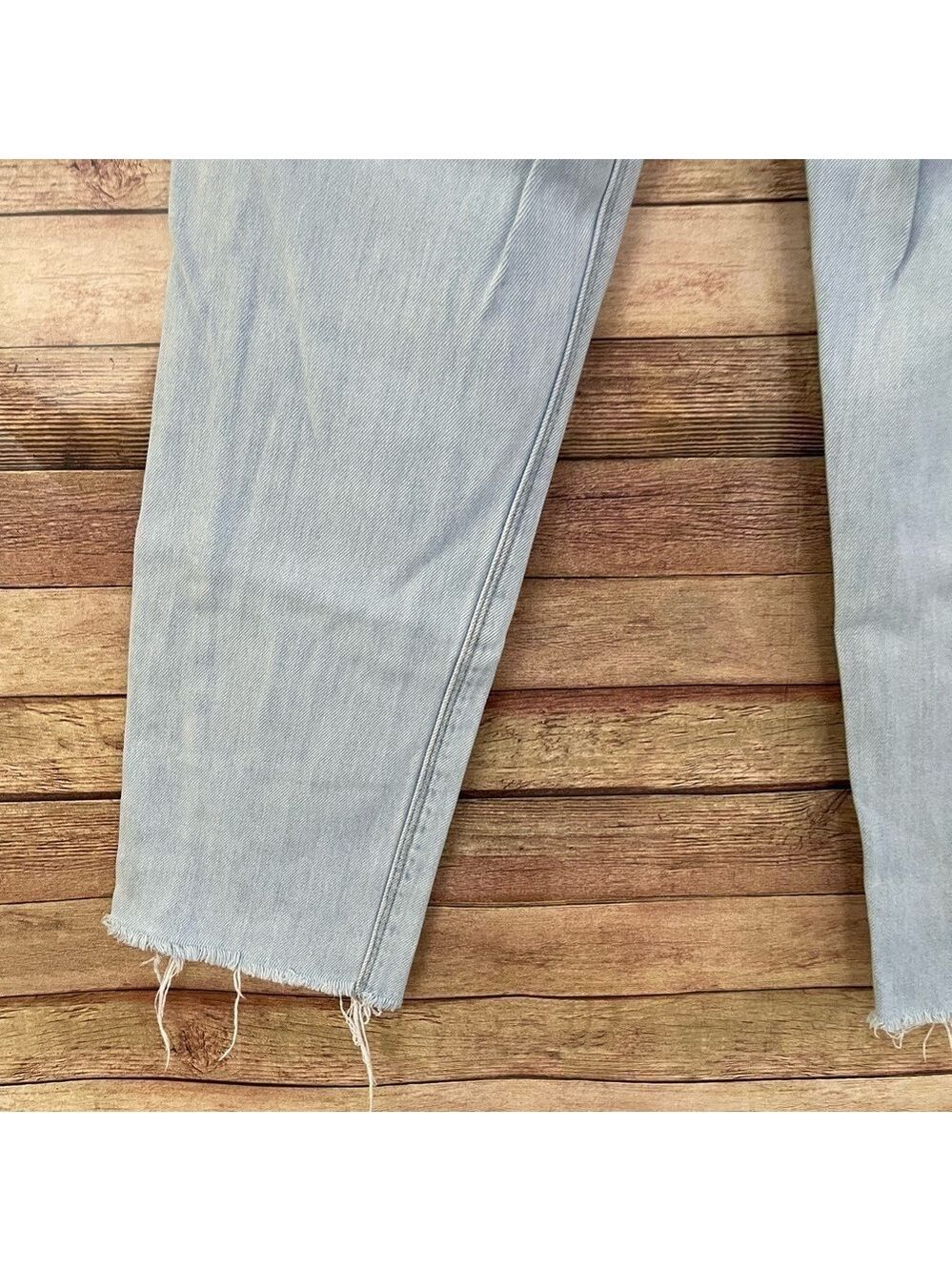 1. State Essentials Corsica Light Wash Distressed Designer Jeans Womens 27 - Picture 3 of 11